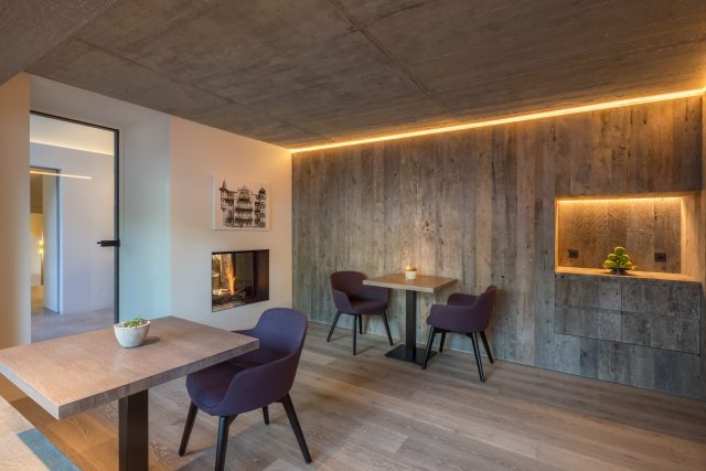 VillaRein_Kaminstube_0V0A9934a_final