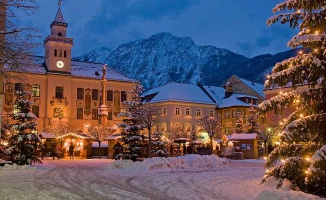 hotel-villa-rein-adventzeit-rhaller-advent-am-rathaus